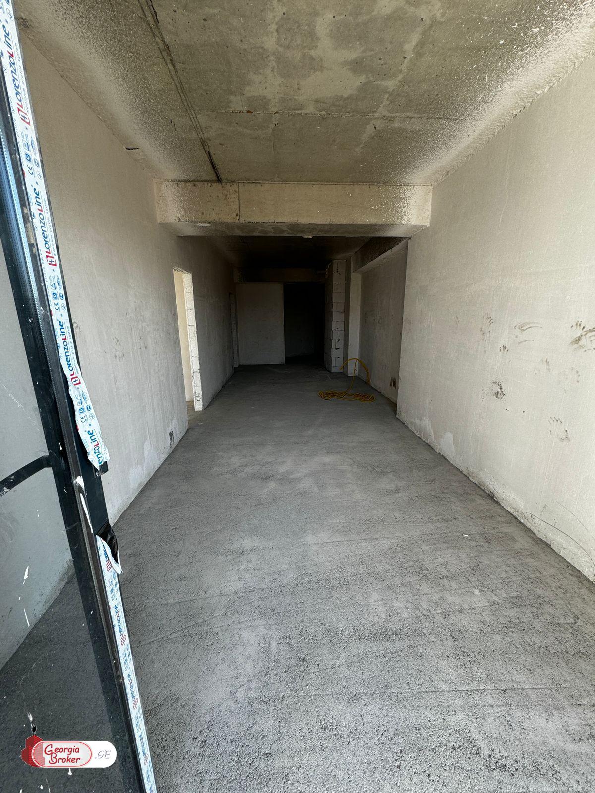 იყიდება ახალი აშენებული 4 ოთახიანი ბინა